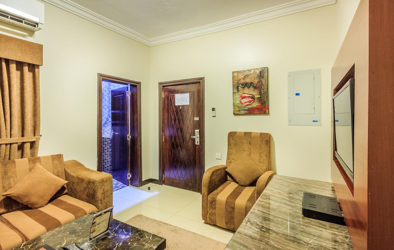 Al Muhaidb King Abdul Aziz - Al Malaz Riyadh Exterior photo